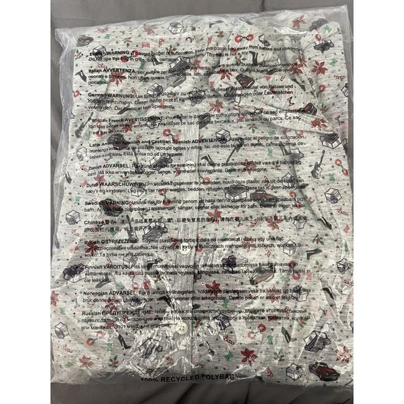 Savage X Fenty Men's Pajamas Tis the Savage Open-Back One Piece Holiday Medium - Picture 3 of 3